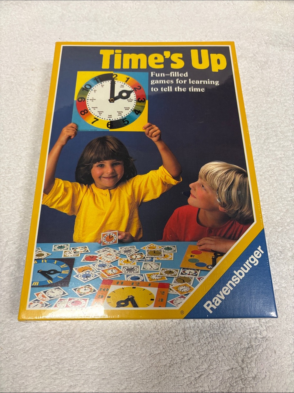Ravensburger Time's Up Kids Learning to tell time game new